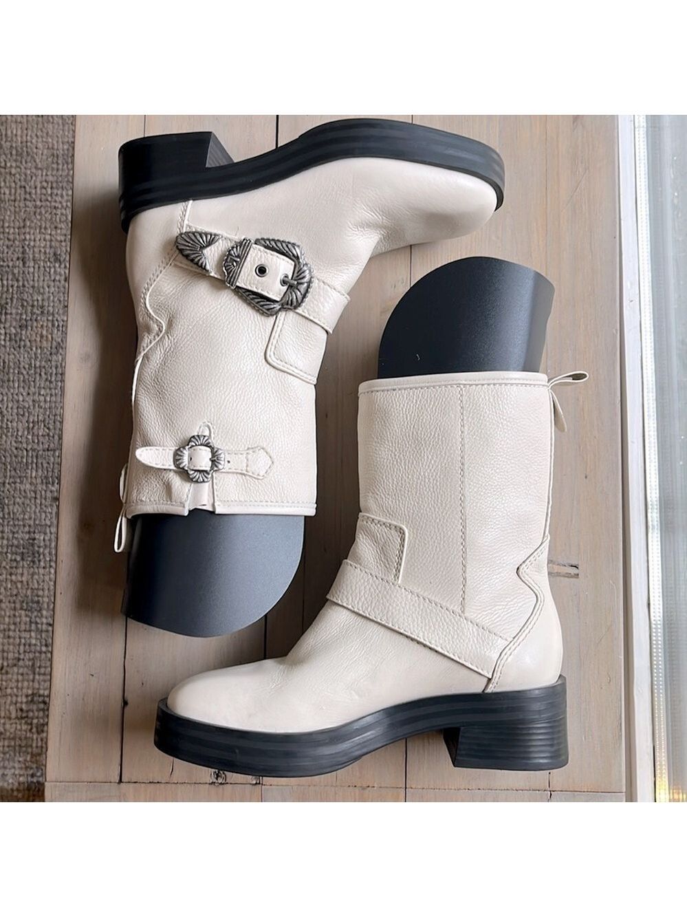 New Larroude Hardy Platform Leather Moto Buckle Boot in Off White Size 5 - Picture 11 of 15